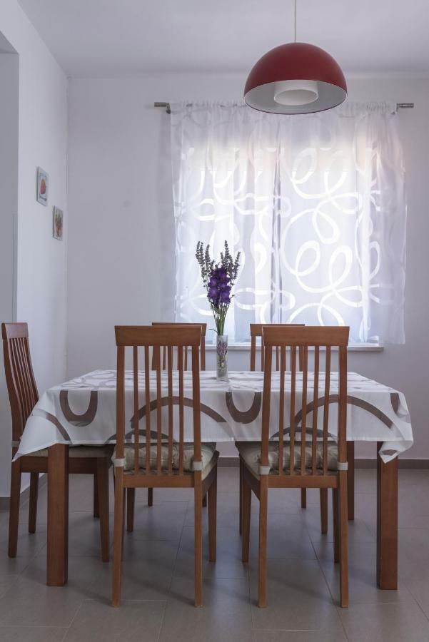 מדולין Apartment Karin מראה חיצוני תמונה